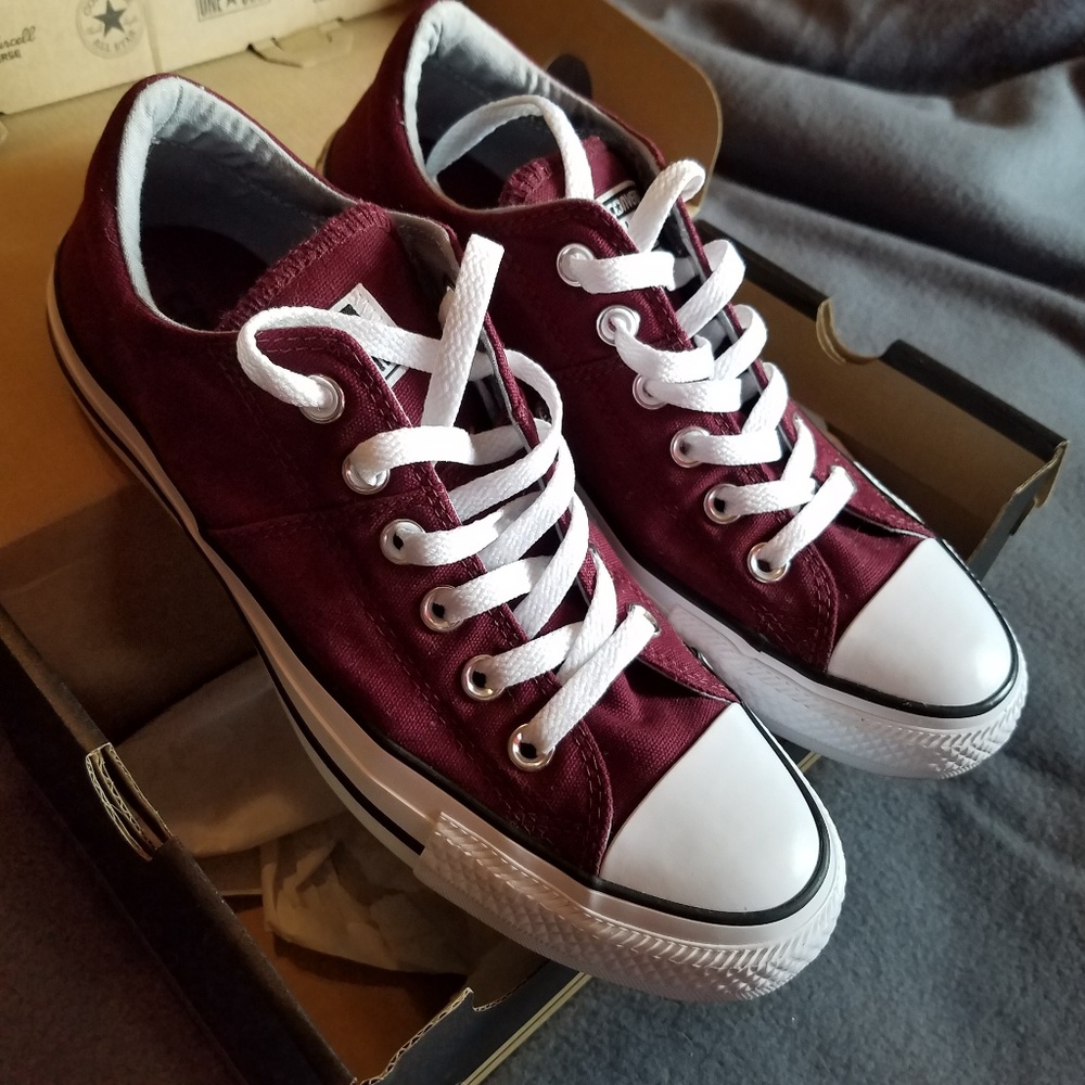Maroon Converse All star Sneakers